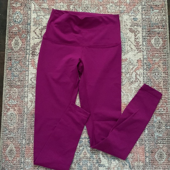 Lululemon Wunder Under size 8 - Picture 2 of 4